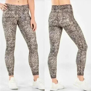 Fabletics Define Powerhold High Waisted 7/8 Leggings Small